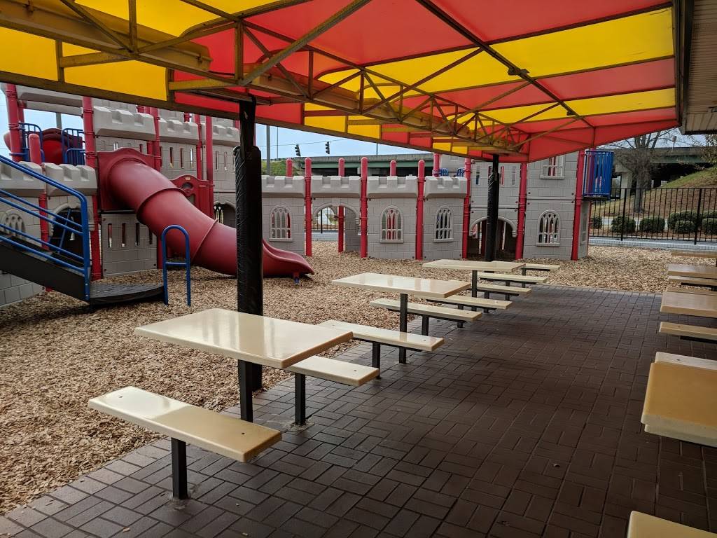 Burger King | restaurant | 1000 St Patricks Dr, Perry, GA 31069, USA | 4789875971 OR +1 478-987-5971