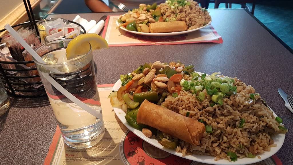 Pan Mai Restaurant | restaurant | 175 Main St, Penetanguishene, ON L9M 1S8, Canada | 7055490526 OR +1 705-549-0526