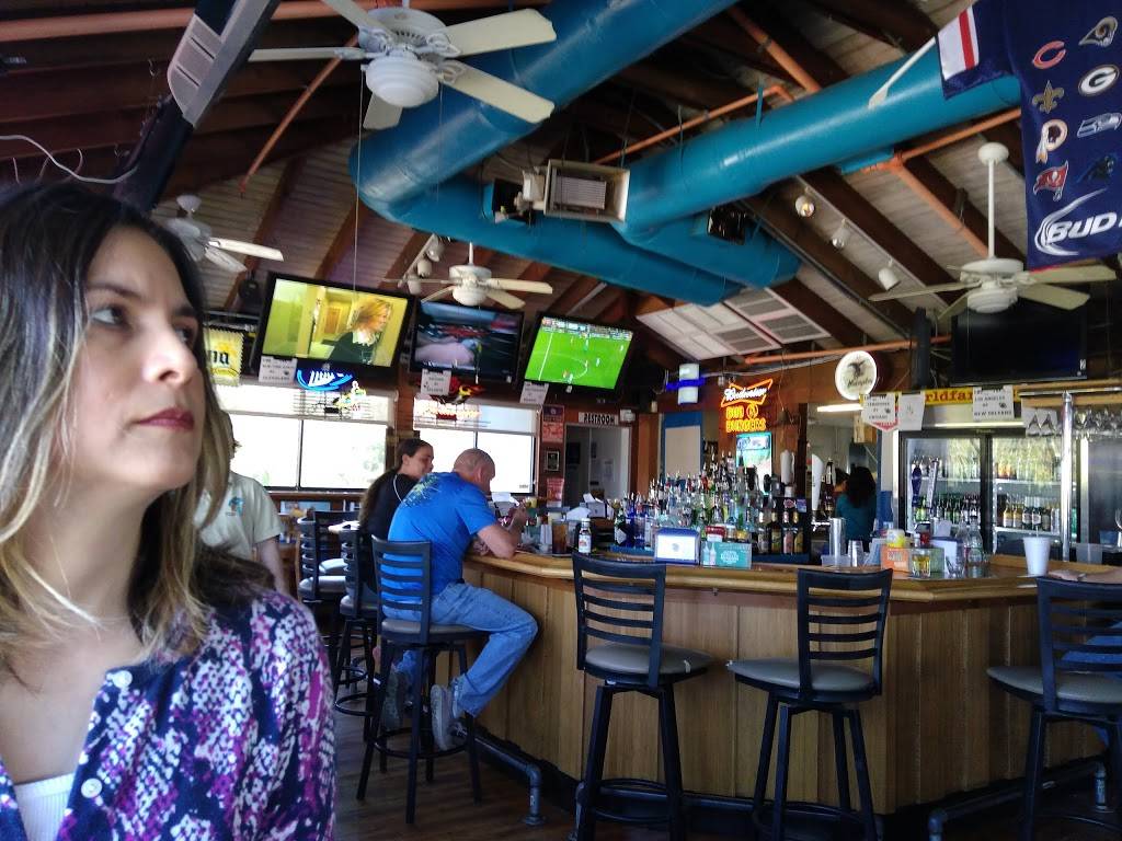 World Famous Oasis Restaurant | restaurant | 4000 A1A S, St Augustine Beach, FL 32080, USA | 9044713424 OR +1 904-471-3424