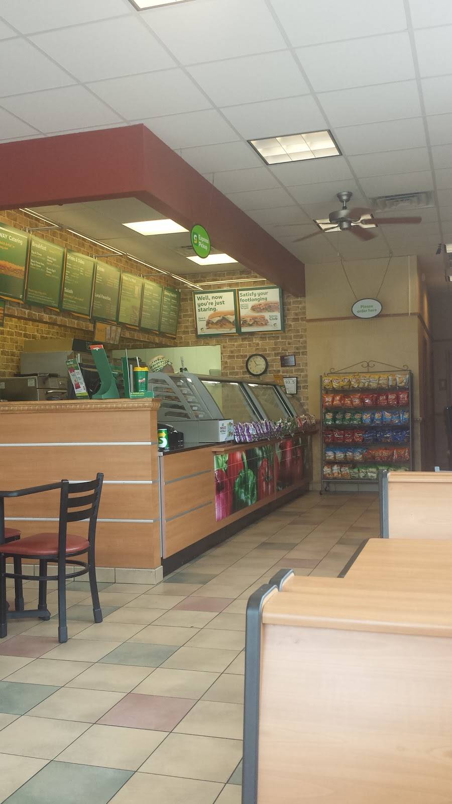 Subway | restaurant | 1738 Bingham Dr, Fayetteville, NC 28304, USA | 9104258422 OR +1 910-425-8422