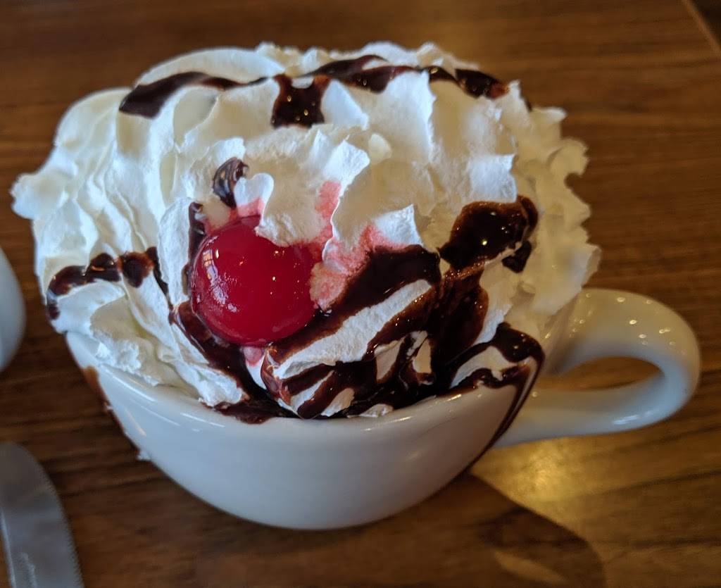 Toasted Bun | restaurant | 14445 Sherman Way, Van Nuys, CA 91405, USA | 8184538557 OR +1 818-453-8557