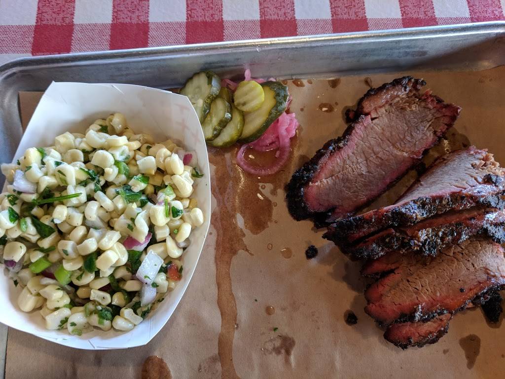 Armadillo Willys BBQ | restaurant | 2260 Bridgepointe Pkwy, Foster City, CA 94404, USA | 6505717427 OR +1 650-571-7427