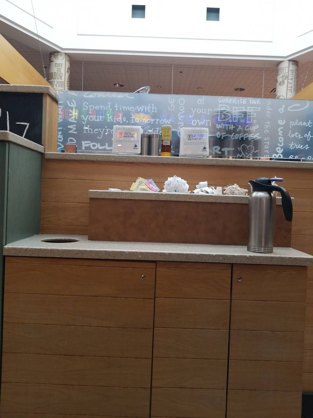 Caribou Coffee | cafe | 1600 Miller Trunk Hwy Space OKI11, Duluth, MN 55811, USA | 2187279154 OR +1 218-727-9154