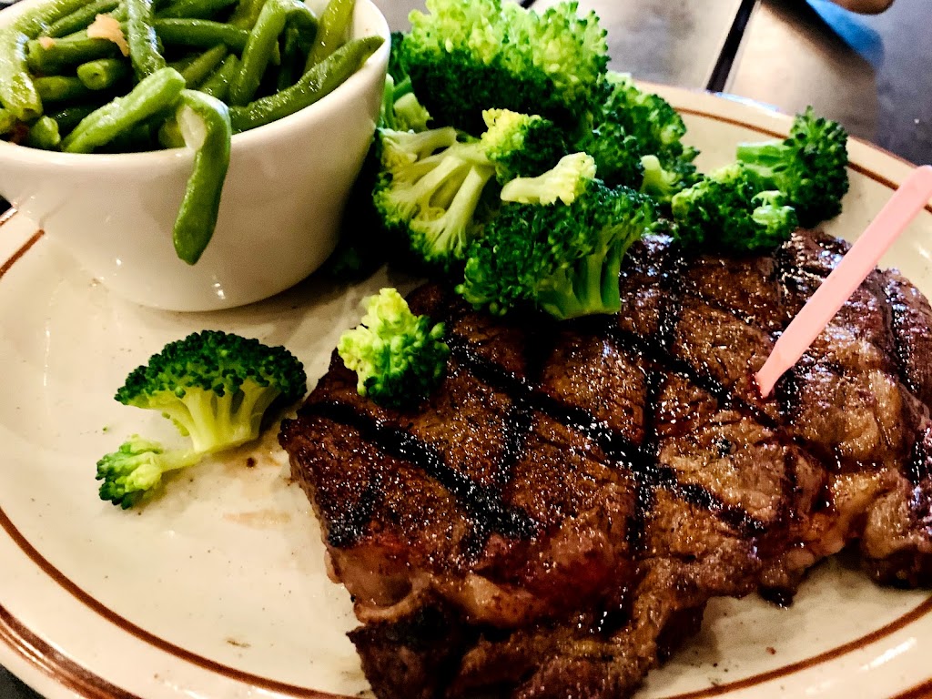 K-BOBS Steakhouse Clovis | restaurant | 1600 Mabry Dr, Clovis, NM 88101, USA | 5759355262 OR +1 575-935-5262