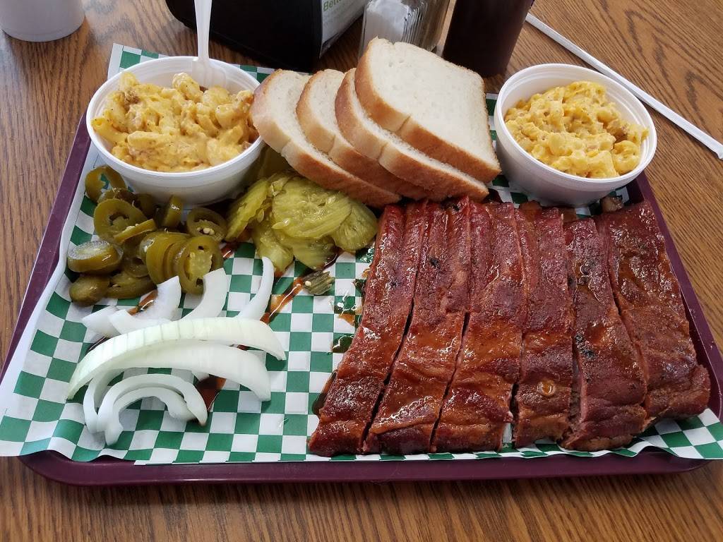 First Class BBQ | restaurant | 745 US-290 BUS, Hempstead, TX 77445, USA | 9798262271 OR +1 979-826-2271