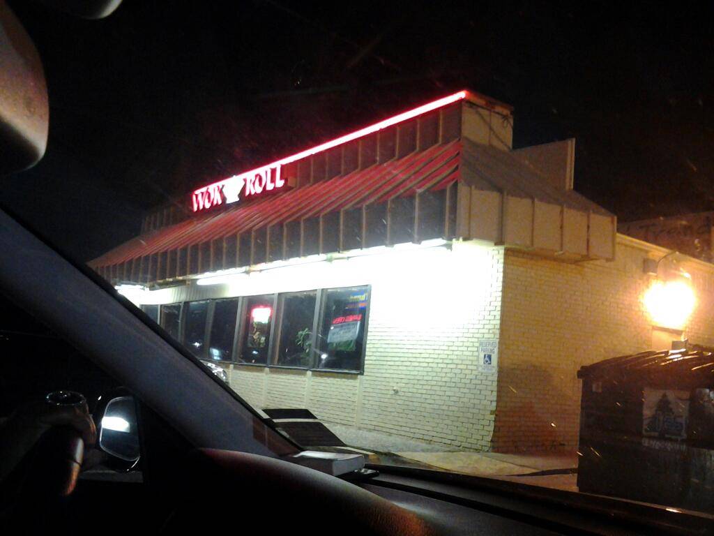 Wok N Roll | restaurant | 4407 NW Cache Rd, Lawton, OK 73505, USA | 5803556888 OR +1 580-355-6888