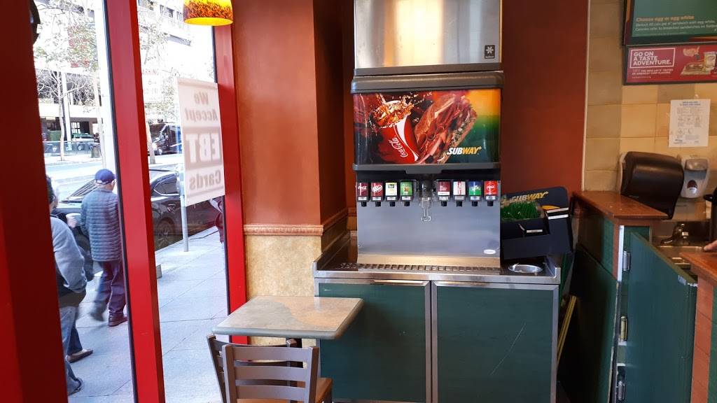 Subway Restaurants | restaurant | 99 Drumm St, San Francisco, CA 94111, USA | 4159865510 OR +1 415-986-5510