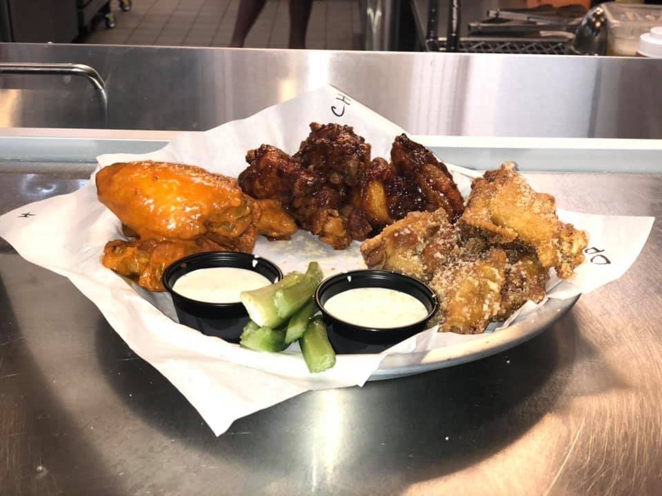 Wicked Wing Pub | restaurant | 5636 N Tarrant Pkwy #120, Fort Worth, TX 76244, USA | 6825930089 OR +1 682-593-0089
