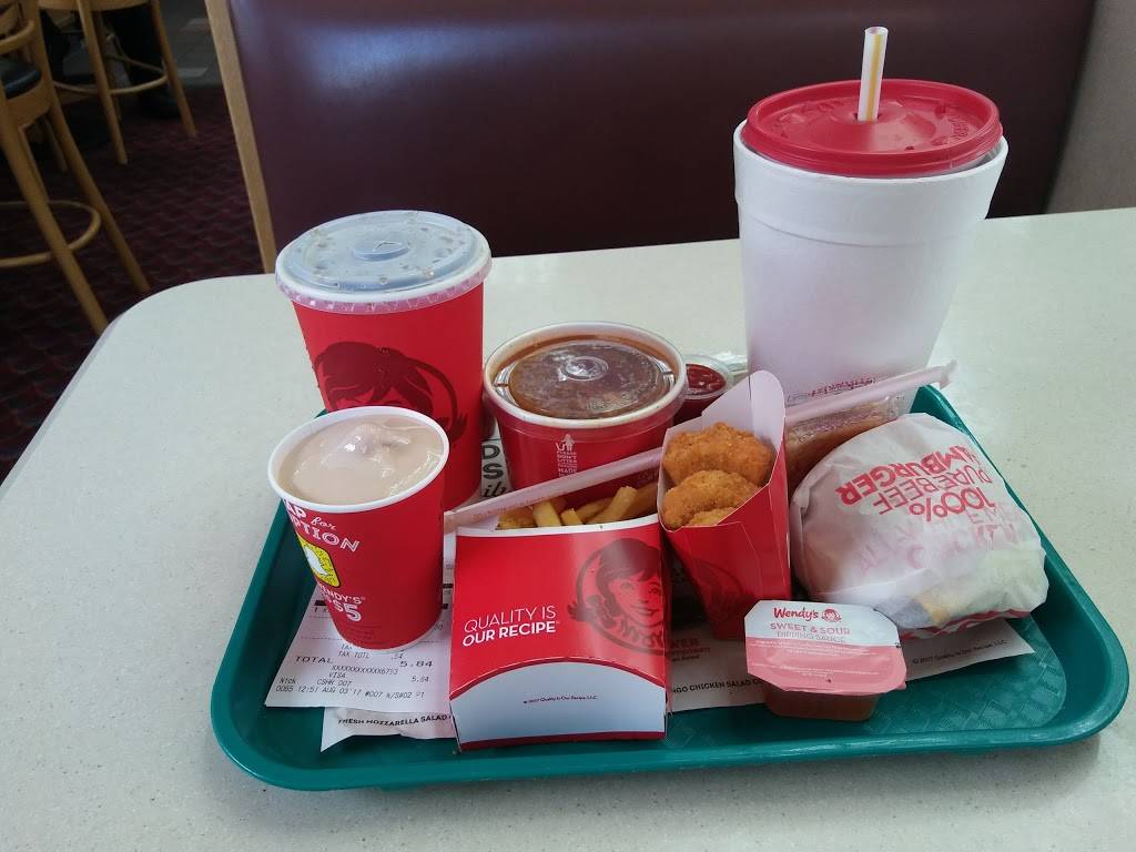 Wendys | restaurant | 8273 W Union Hills Dr, Glendale, AZ 85308, USA | 6235616827 OR +1 623-561-6827