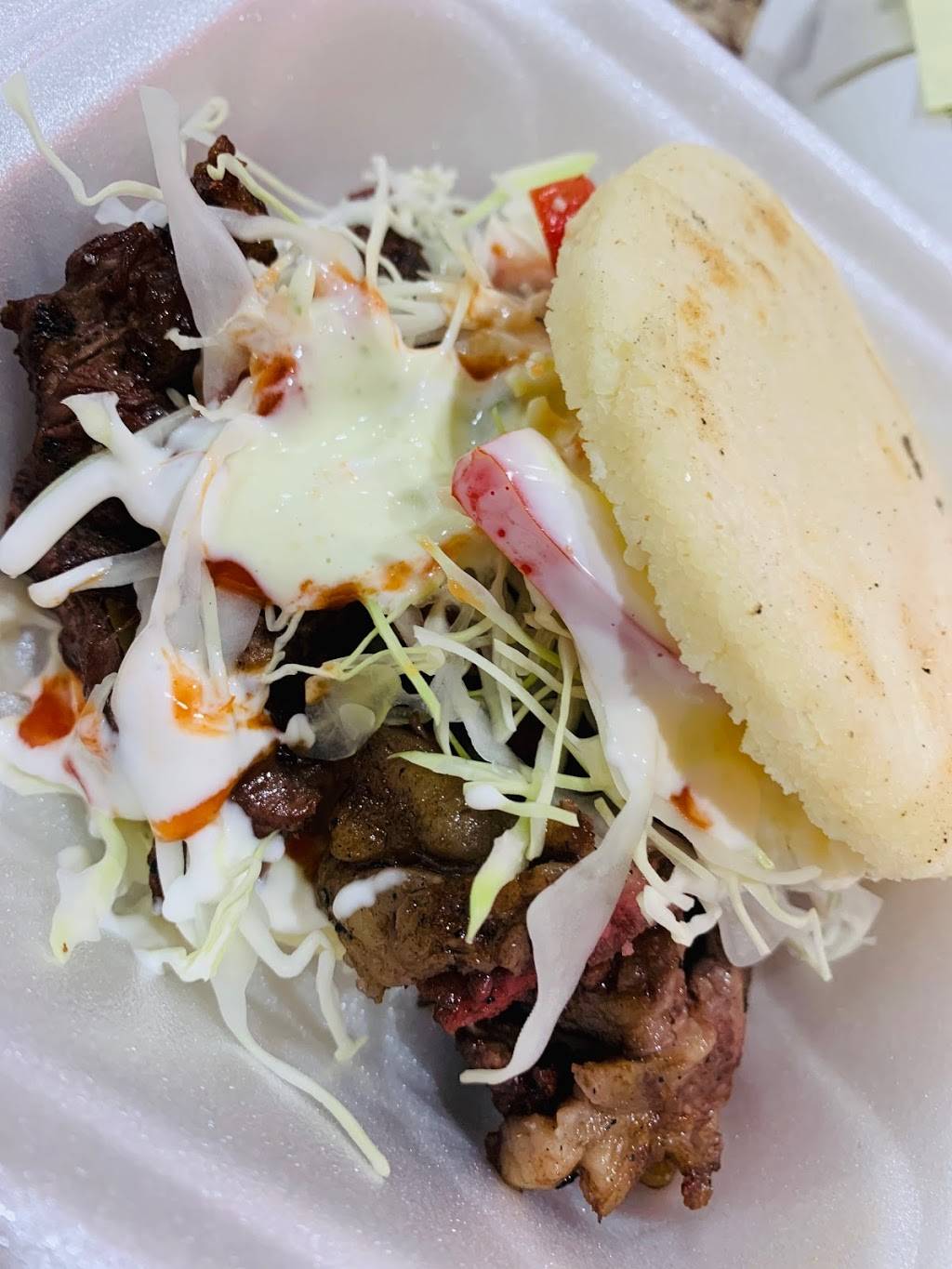 Sabe a Zulia | restaurant | 5306 W Fullerton Ave, Chicago, IL 60639, USA | 7734174671 OR +1 773-417-4671