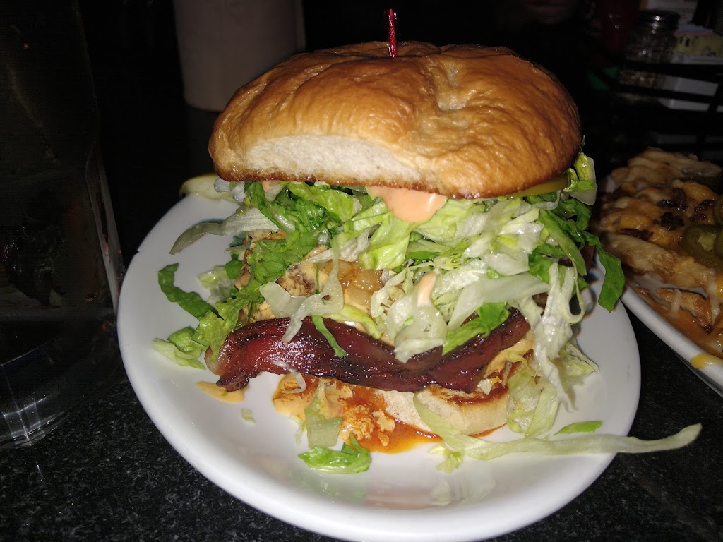 Pluckers Wing Bar | restaurant | 5100 Belt Line Rd Ste 520, Dallas, TX 75254, USA | 9724909464 OR +1 972-490-9464