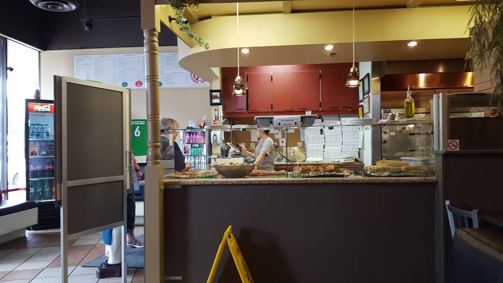 Saruzzos New York Pizzeria | restaurant | 3141 FM 528 Rd #364, Friendswood, TX 77546, USA | 2813323191 OR +1 281-332-3191