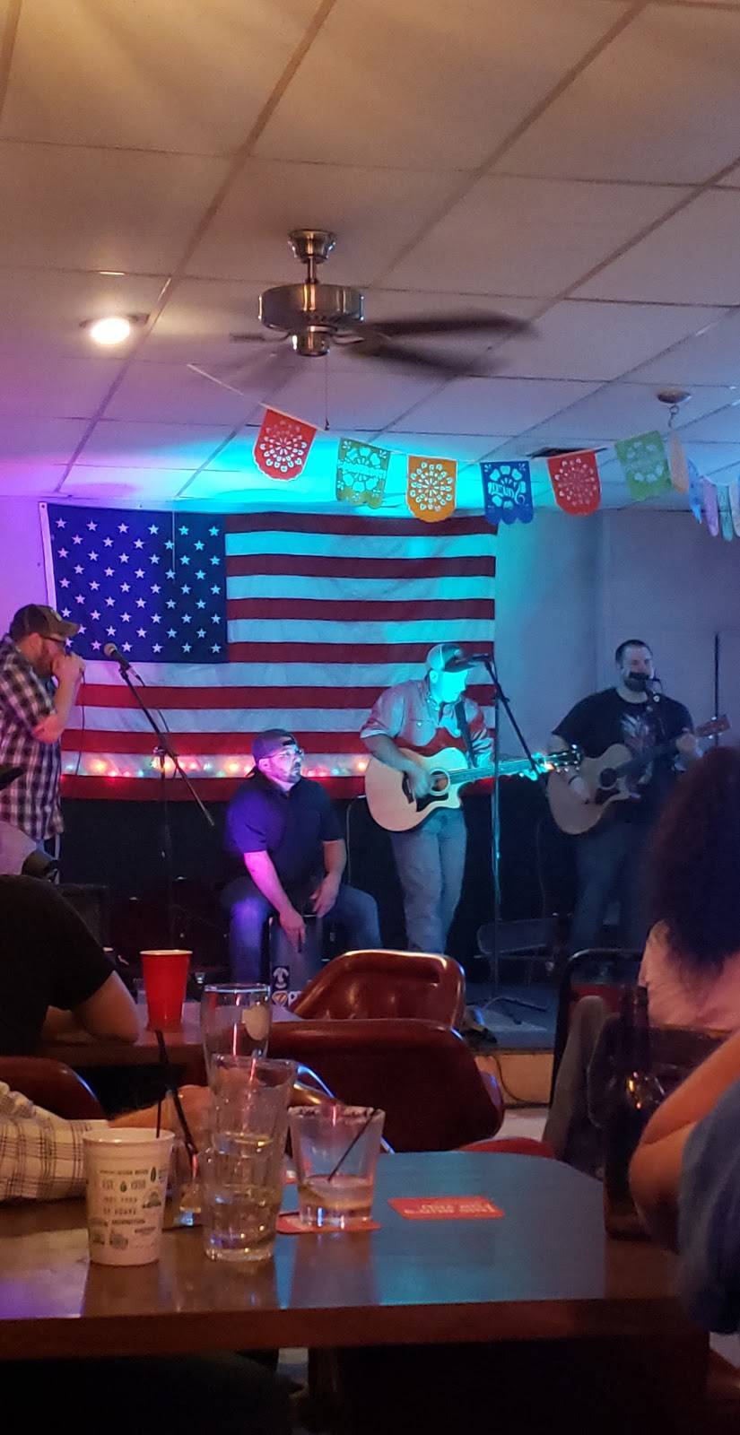 3Bs BAR & Grill | restaurant | 8721 S Broadway Ave, Haysville, KS 67060, USA | 3162011968 OR +1 316-201-1968