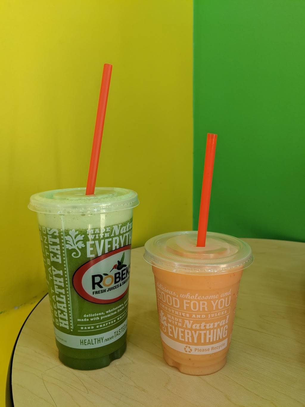 Robeks Fresh Juices & Smoothies | meal takeaway | 1001 N San Fernando Blvd, Burbank, CA 91504, USA | 8189548880 OR +1 818-954-8880