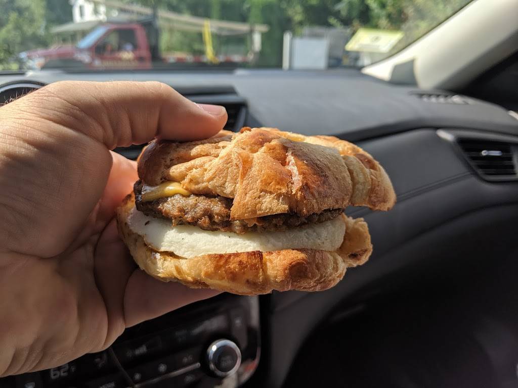 Dunkin | bakery | 518 Salem St, Wakefield, MA 01880, USA | 7812462846 OR +1 781-246-2846