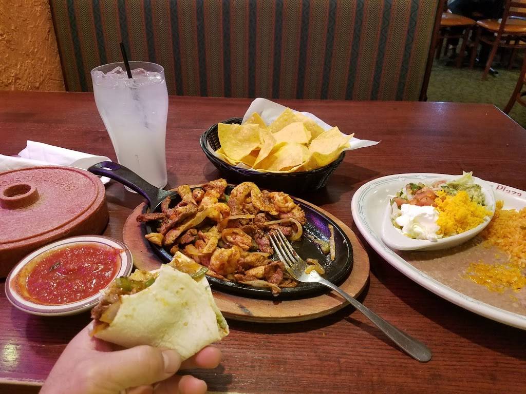 Plaza Mexico | restaurant | 701 S Grand Ave, Charles City, IA 50616, USA | 6412285600 OR +1 641-228-5600