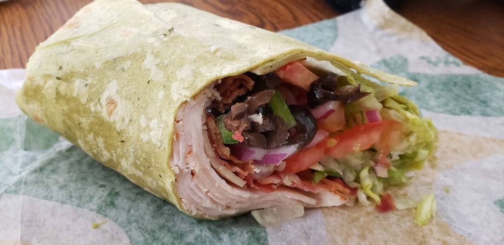 Subway | restaurant | 522 Telegraph Rd, Pontiac, MI 48341, USA | 2483345993 OR +1 248-334-5993