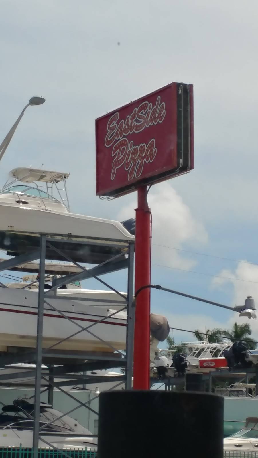 Floras Pizza | restaurant | 731 NE 79th St, Miami, FL 33138, USA | 3057585351 OR +1 305-758-5351