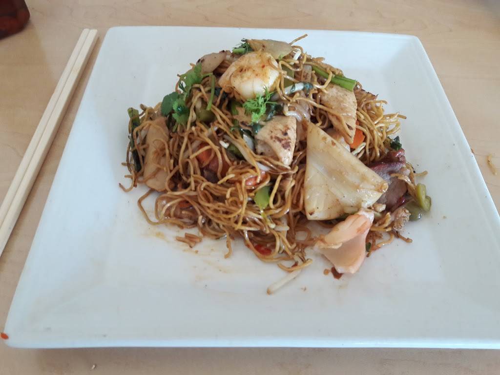 Nha Hang Quoc Te Restaurant | restaurant | 4448 University Ave, San Diego, CA 92105, USA | 6192819999 OR +1 619-281-9999