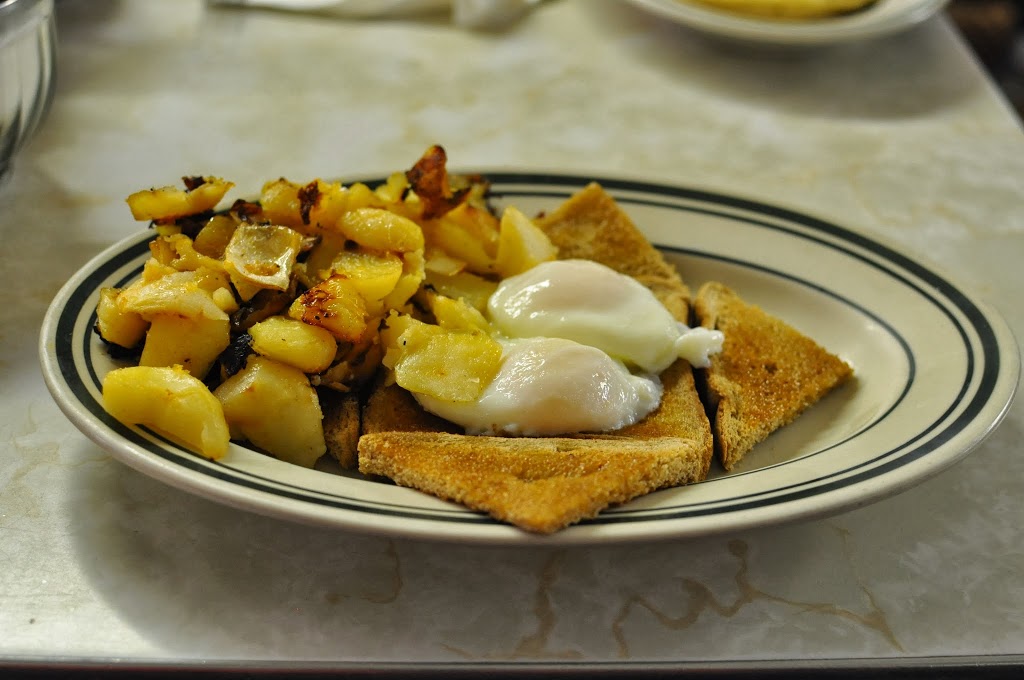 Charlies Sandwich Shoppe | restaurant | 429 Columbus Ave, Boston, MA 02116, USA | 6175367669 OR +1 617-536-7669