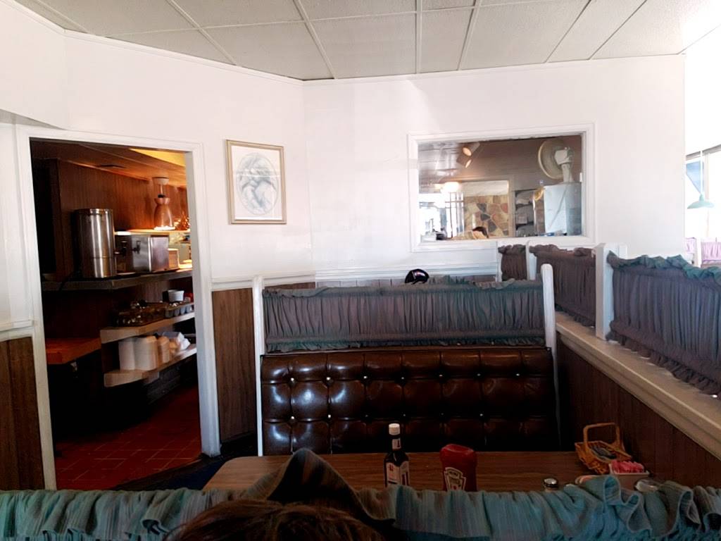 Nancys Cafe | restaurant | 7120 Federal Blvd, Westminster, CO 80030, USA | 3034264775 OR +1 303-426-4775