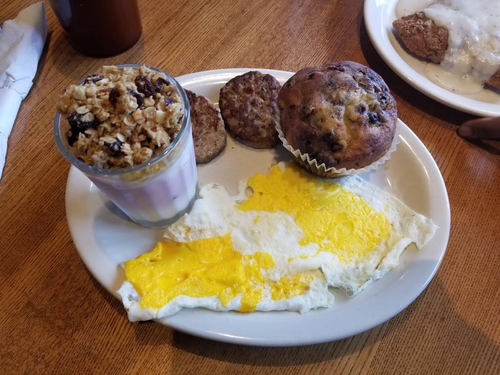 Cracker Barrel Old Country Store | restaurant | 188 Vann Dr, Jackson, TN 38305, USA | 7316641028 OR +1 731-664-1028