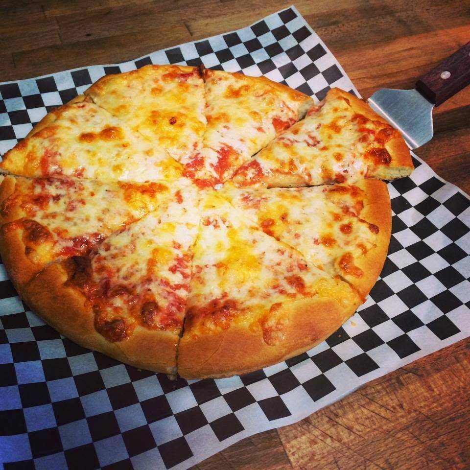 Double Decker Pizza | meal delivery | 220 Wilmington West Chester Pike, Chadds Ford, PA 19317, USA | 6104594090 OR +1 610-459-4090