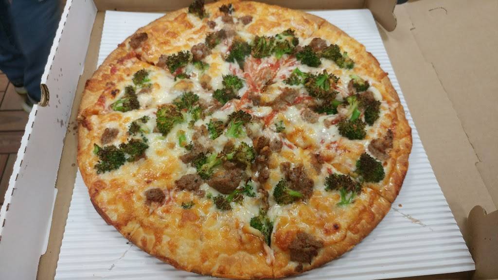 New Wayne Pizza | restaurant | 109 S Wayne Ave, Wayne, PA 19087, USA | 6106882301 OR +1 610-688-2301