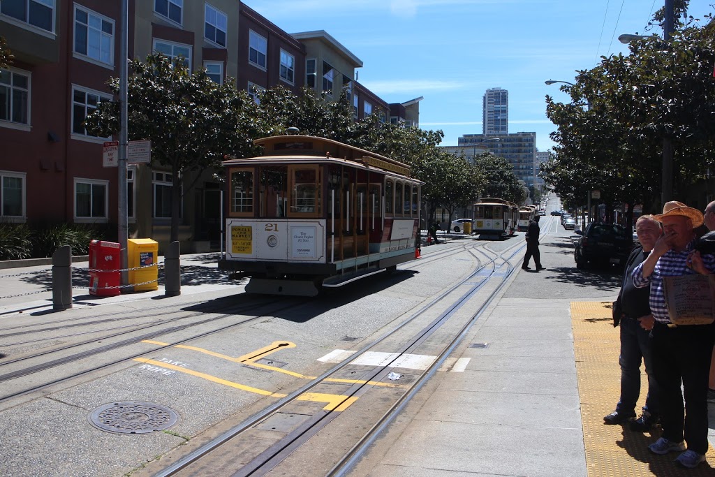 XOX Truffles | cafe | 754 Columbus Ave, San Francisco, CA 94133, USA | 4154214814 OR +1 415-421-4814