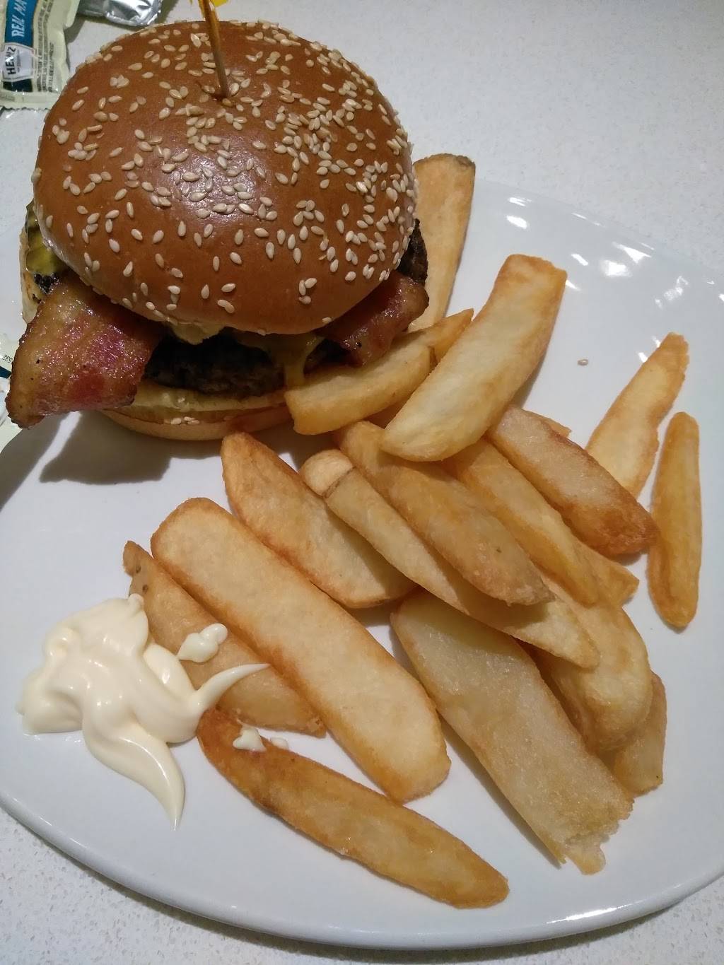 The Loop Pizza Grill | restaurant | 4591 Lakeside Dr #101, Jacksonville, FL 32210, USA | 9043847301 OR +1 904-384-7301