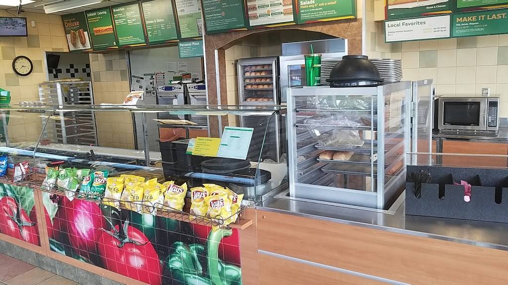 Subway | restaurant | 1845 N Superior Ave, Tomah, WI 54660, USA | 6083742300 OR +1 608-374-2300