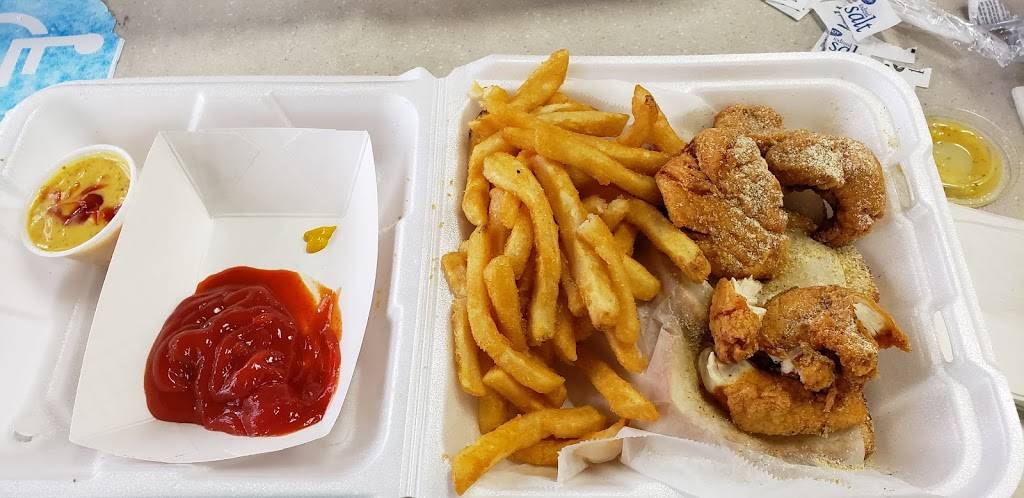 Sharks Fish & Chicken | restaurant | 2001 E 280 Byp, Phenix City, AL 36867, USA | 3344809700 OR +1 334-480-9700