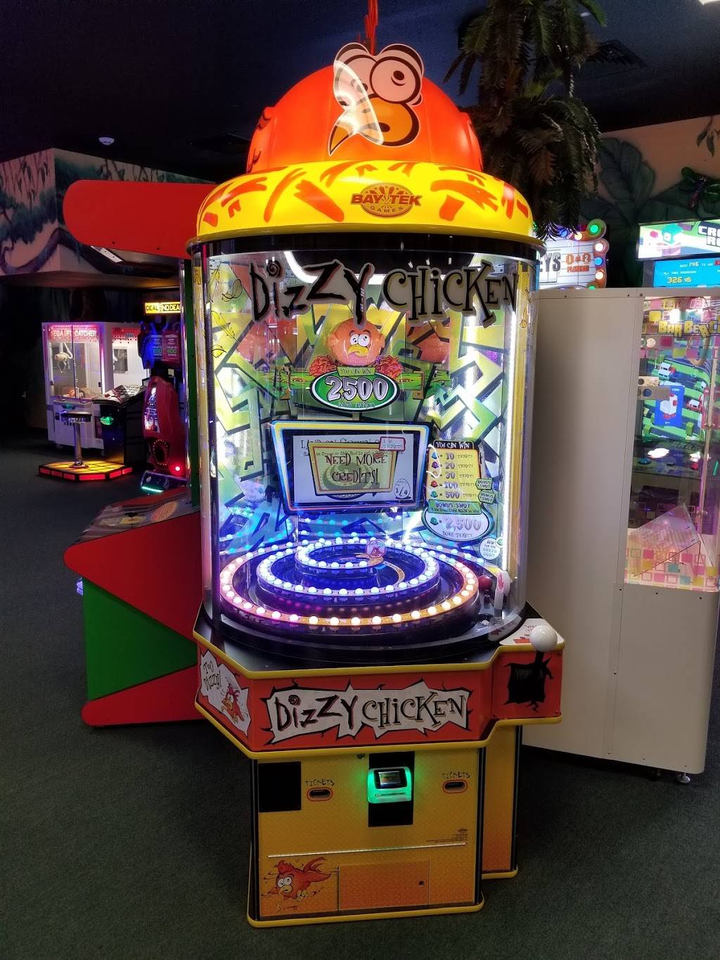 Chuckles | restaurant | 286 Chuckles Pkwy, Crossville, TN 38555, USA | 9314569100 OR +1 931-456-9100