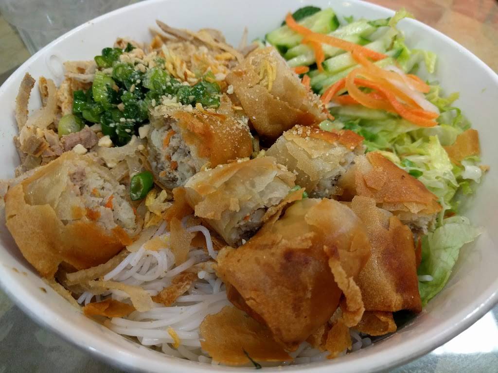 Lacay Cholon | restaurant | 6793 Wilson Blvd, Falls Church, VA 22044, USA | 7035311420 OR +1 703-531-1420