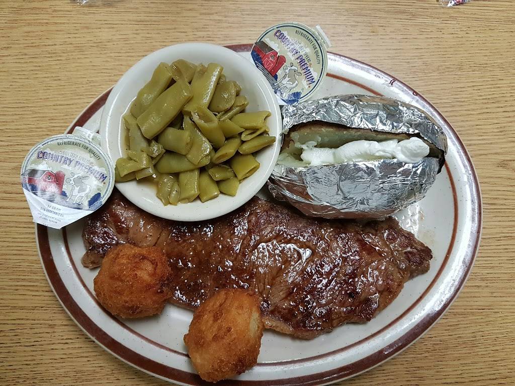 Bradley’s Seafood Steaks | restaurant | 909 N, FL-19, Palatka, FL 32177, USA | 3863264334 OR +1 386-326-4334