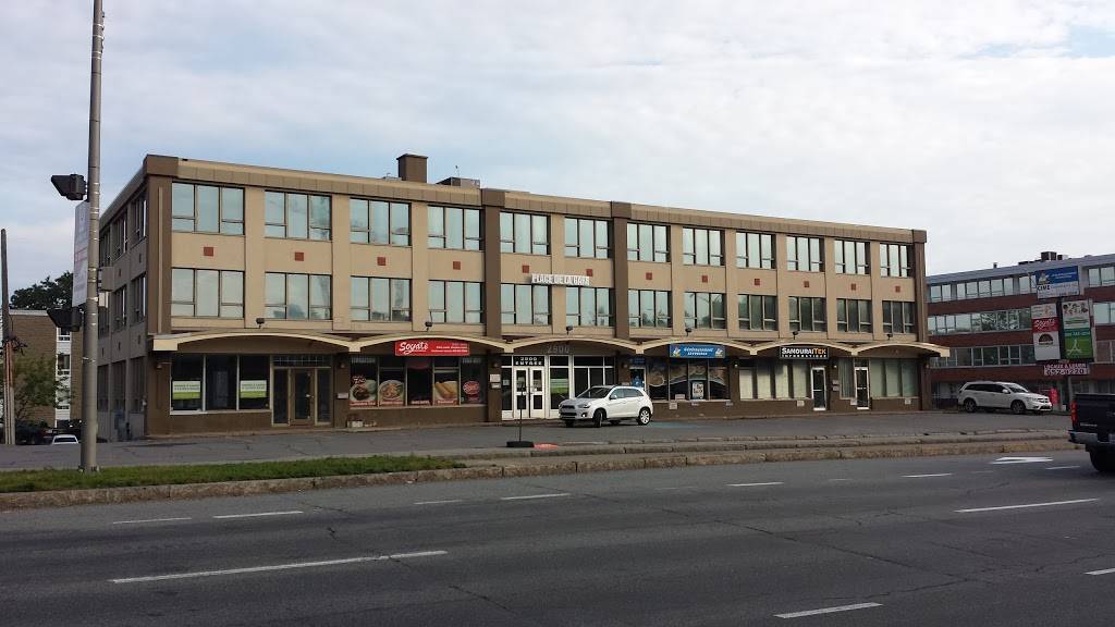 Restaurant Shanghai express | restaurant | 2900 Chemin des Quatre-Bourgeois, Québec, QC G1V 1Y4, Canada | 4186533066 OR +1 418-653-3066