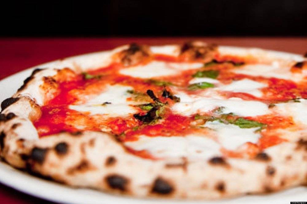 Lallis Pizza | meal delivery | 8826 W North Ave, Wauwatosa, WI 53226, USA | 4147749838 OR +1 414-774-9838