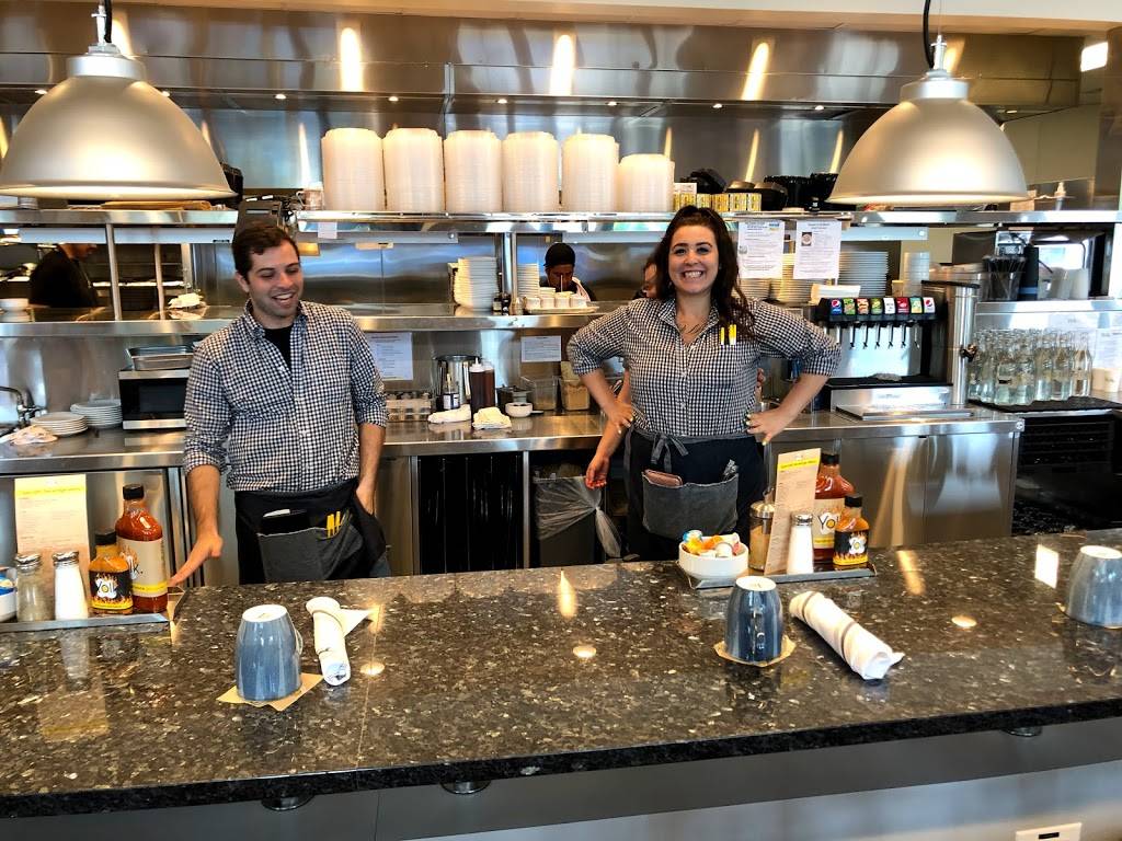 Yolk - Lincoln Park | cafe | 1504 N Fremont St Suite A, Chicago, IL 60642, USA | 7733823448 OR +1 773-382-3448