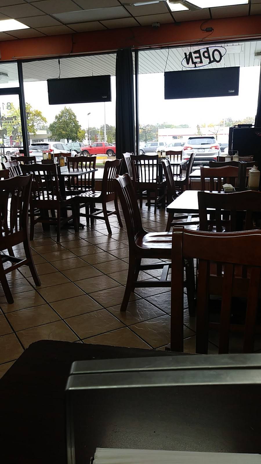 Panchos Burritos | restaurant | 816 W Golf Rd, Schaumburg, IL 60194, USA | 8478854056 OR +1 847-885-4056