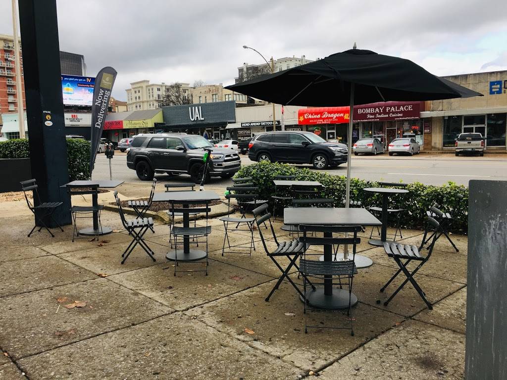 Chipotle Mexican Grill | restaurant | 2825 West End Ave, Nashville, TN 37203, USA | 6153201693 OR +1 615-320-1693