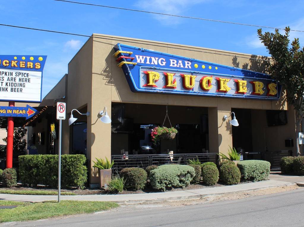 Pluckers Wing Bar | restaurant | 1400 Shepherd Dr, Houston, TX 77007, USA | 7138649464 OR +1 713-864-9464