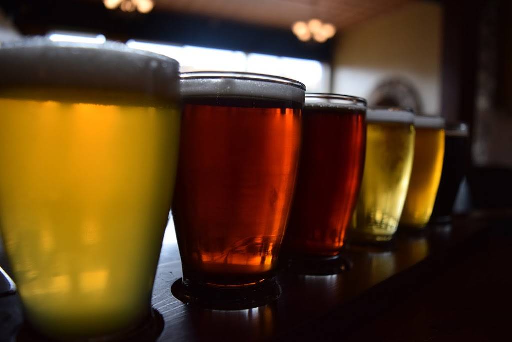 The BottleHouse Brewery and Mead Hall | restaurant | 13368 Madison Ave, Lakewood, OH 44107, USA | 2169260025 OR +1 216-926-0025