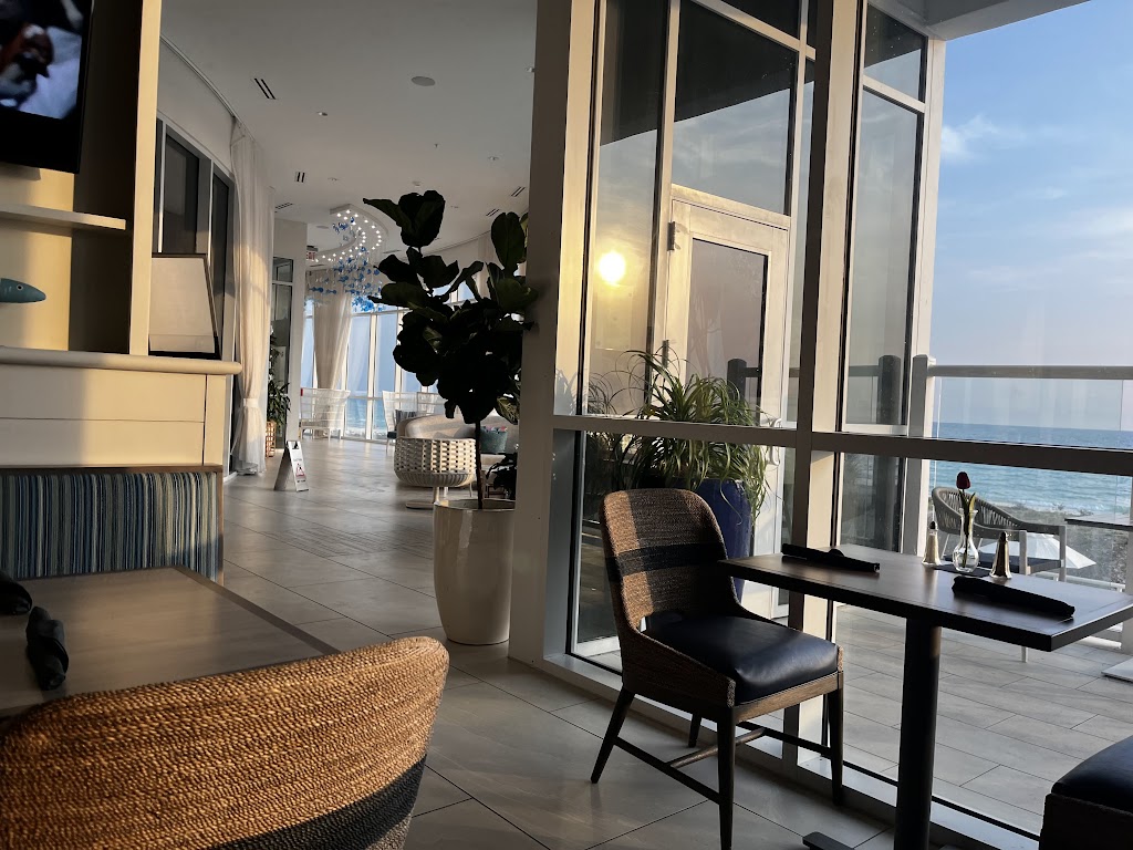 Coconut Charlies Beach Bar & Grill | restaurant | 15727 Front Beach Rd, Panama City, FL 32413, USA | 8502306004 OR +1 850-230-6004