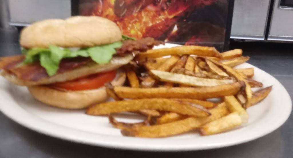 Alehouse Grill | restaurant | 1234 N Main St, Bowling Green, OH 43402, USA | 4193520020 OR +1 419-352-0020