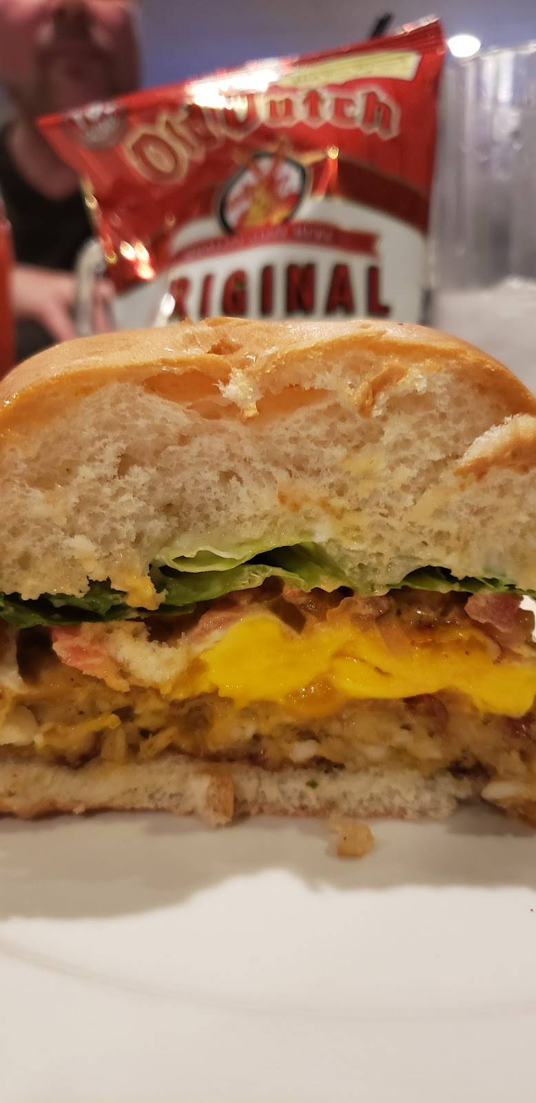 Tooties On Lowry | restaurant | 2706 Lowry Ave N, Minneapolis, MN 55411, USA | 6125290200 OR +1 612-529-0200