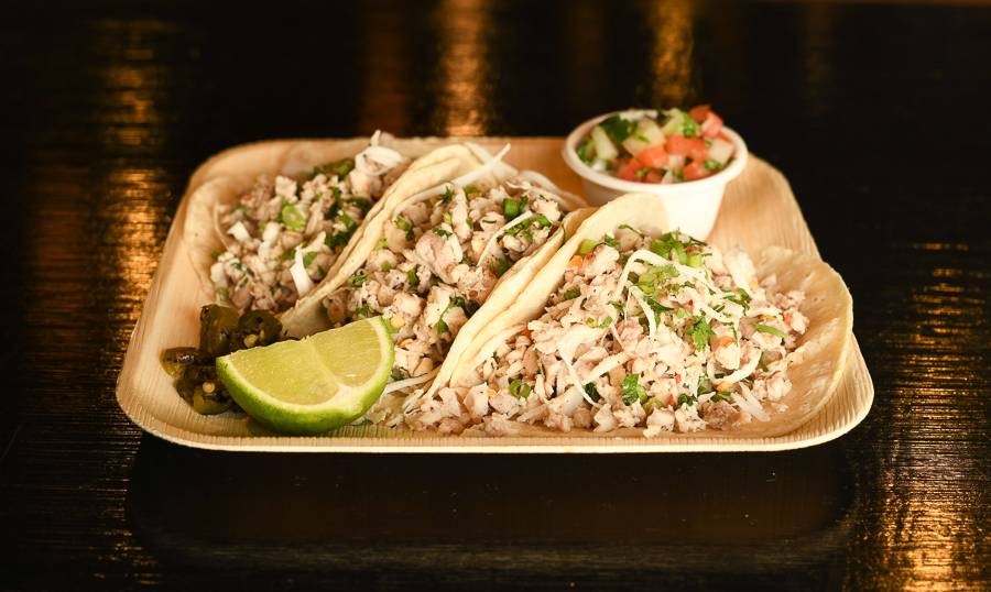 S/T Hooligans | restaurant | 4354 Leary Way NW, Seattle, WA 98107, USA | 2066594754 OR +1 206-659-4754