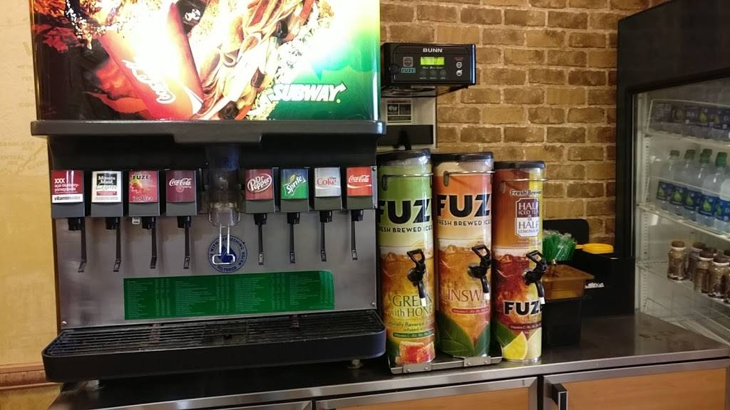 Subway | meal takeaway | 7245 E Tanque Verde Rd Suite 110, Tucson, AZ 85715, USA | 5205463548 OR +1 520-546-3548