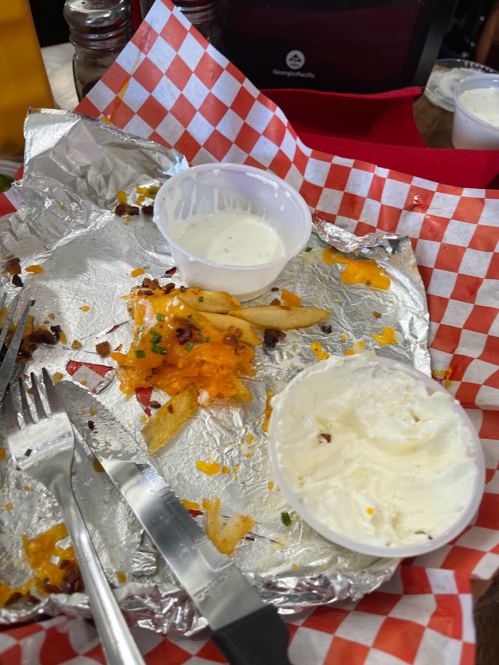 Chips Old Fashioned Hamburgers | restaurant | 1605 N Beckley Ave, Dallas, TX 75203, USA | 2144341084 OR +1 214-434-1084