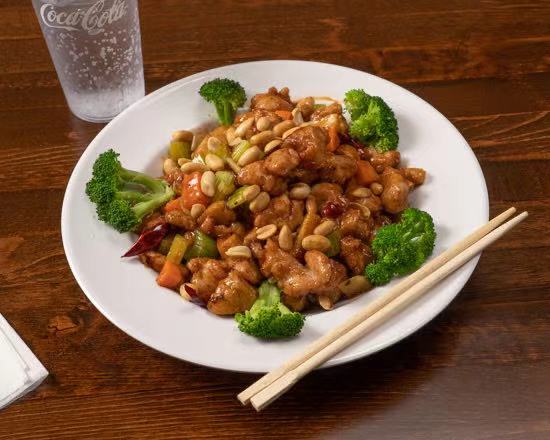 Lins Express Potranco | restaurant | 12370 Potranco Rd suite 210, San Antonio, TX 78253, USA | 2104657791 OR +1 210-465-7791