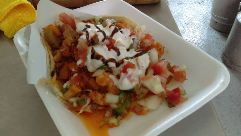 Mariscos El Guty | restaurant | 22615, Av Abraham Gonzales 3350, Francisco Villa, 22615 Tijuana, Baja California, Mexico | 016644122672 OR +52 664 412 2672